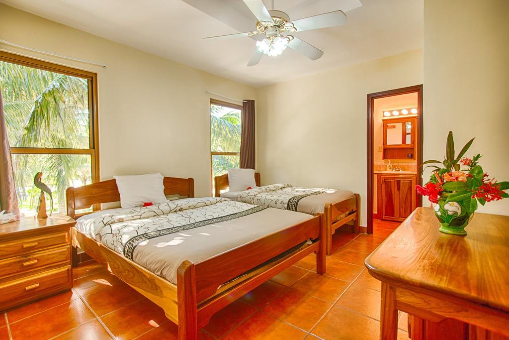 Hotel Wild Orchid Placencia Esterno foto